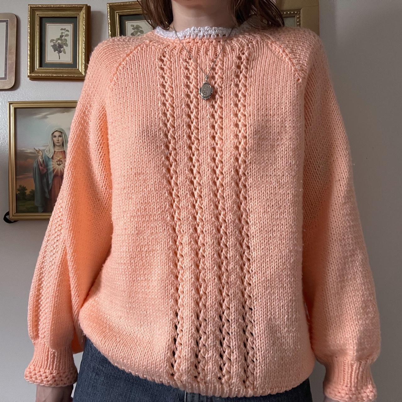 Grandmacore peach knit sweater (M)