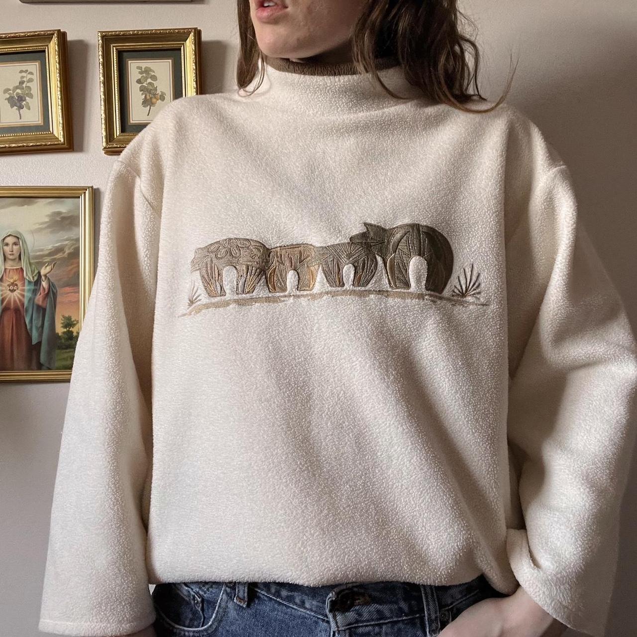 Cream fleece bear sweater (M)