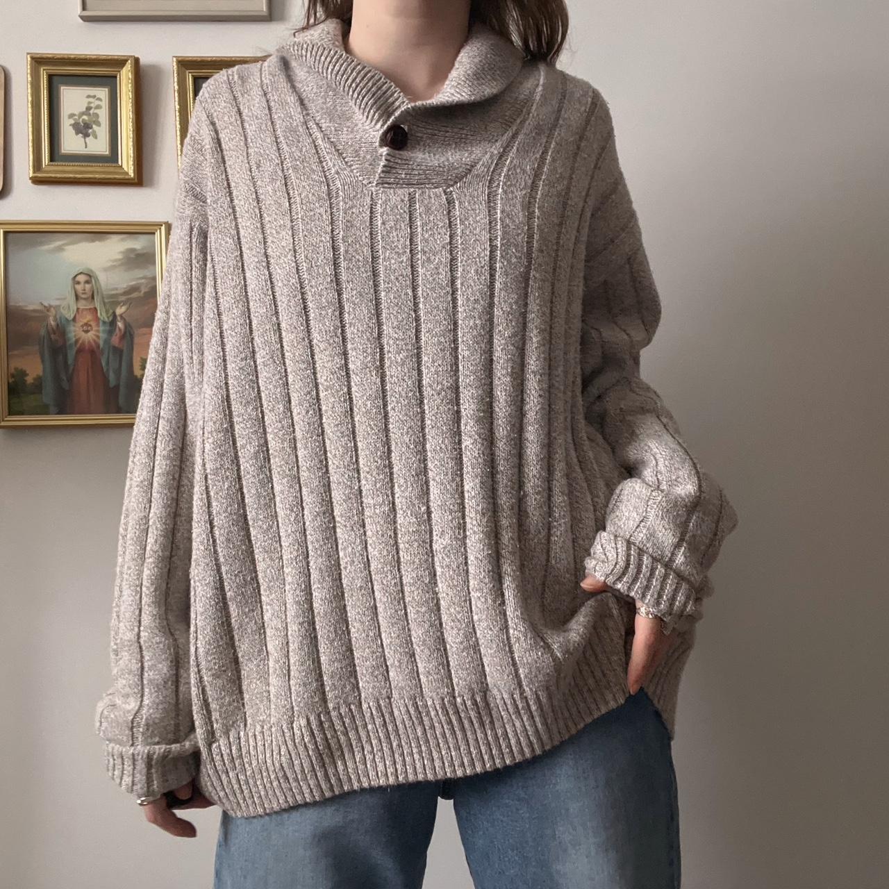 Oatmeal grandpacore knit sweater (L)