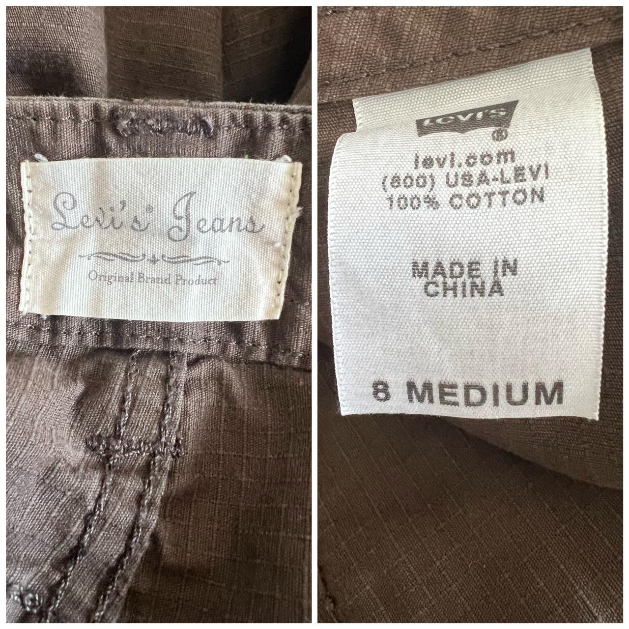 Brown levi's flare pants (M)