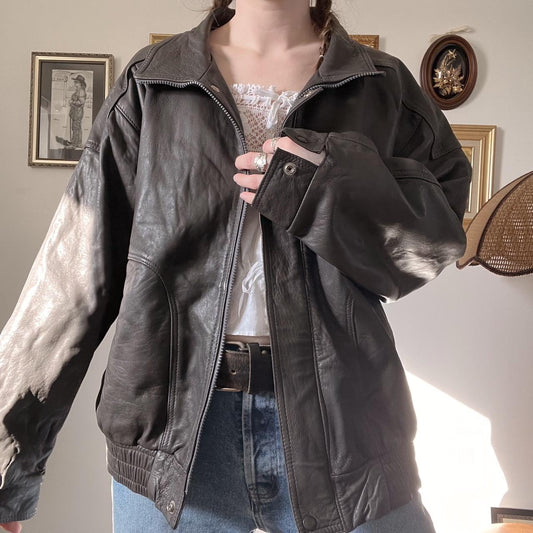 Vintage leather bomber jacket (L)