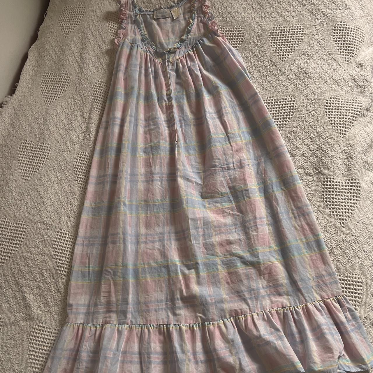 Pastel checkered ruffle nightgown (S)