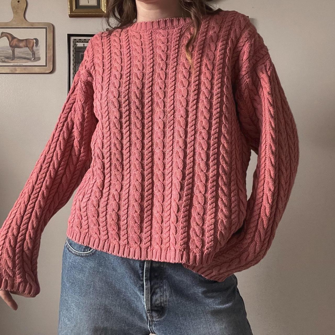 Salmon pink cable knit (M)