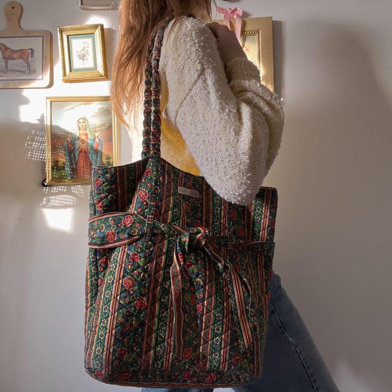 Floral quilted tote bag