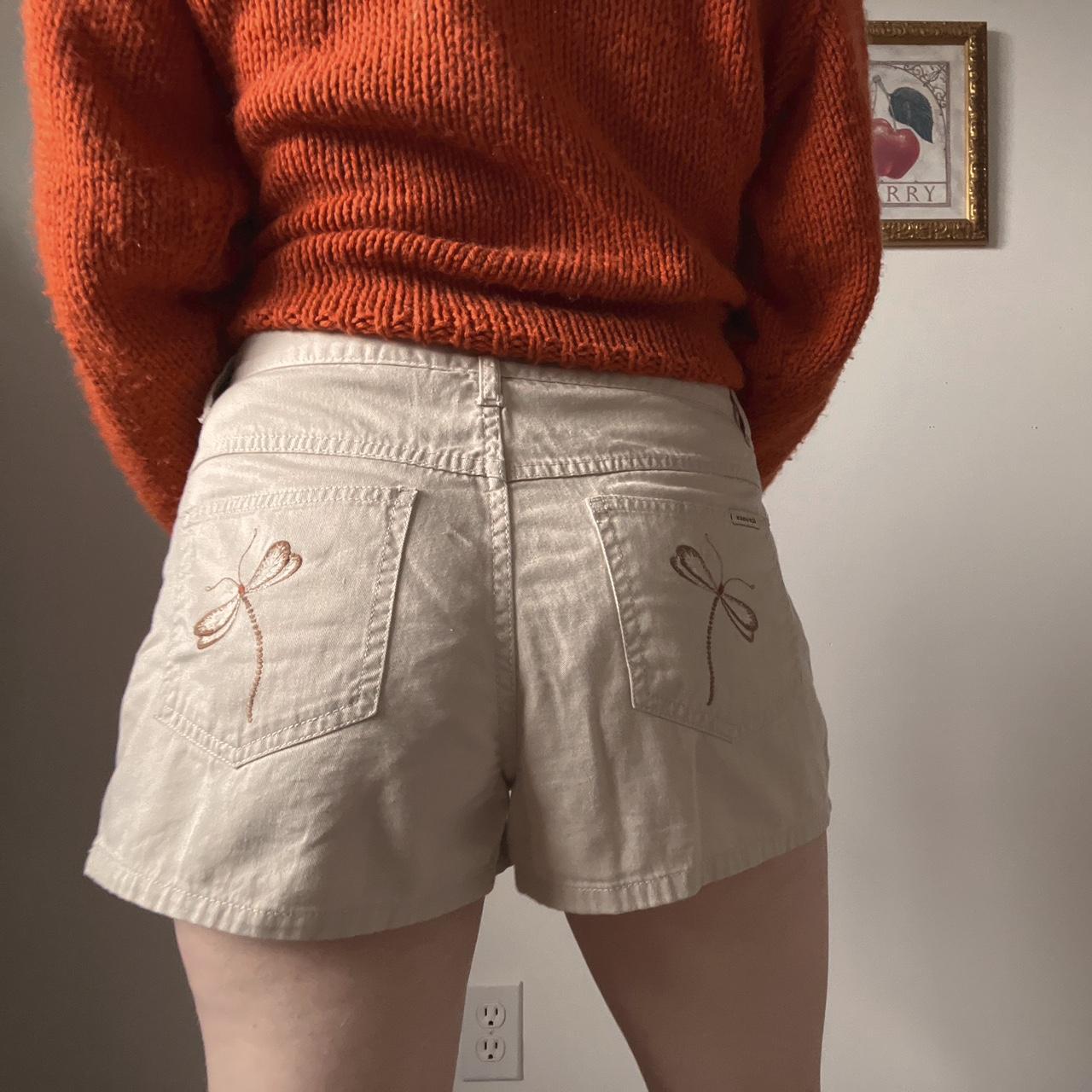 Dragonfly embroidered shorts (M)