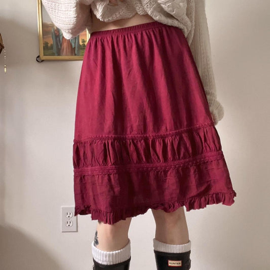 Cherry red ruffle skirt (S/M)