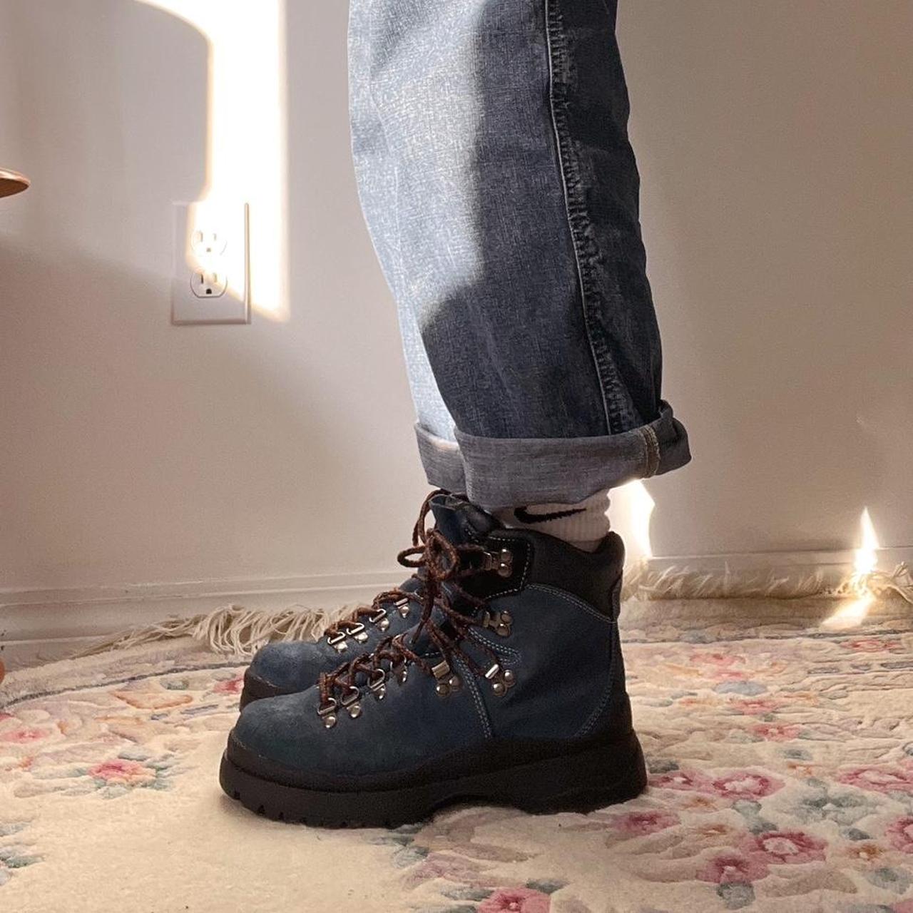 Blue suede hiking boots (8)