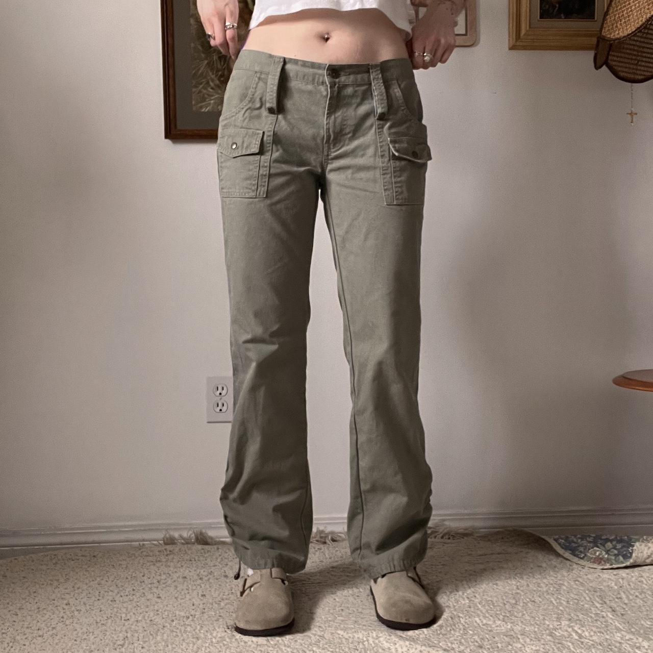 Sage green low rise pants (S)