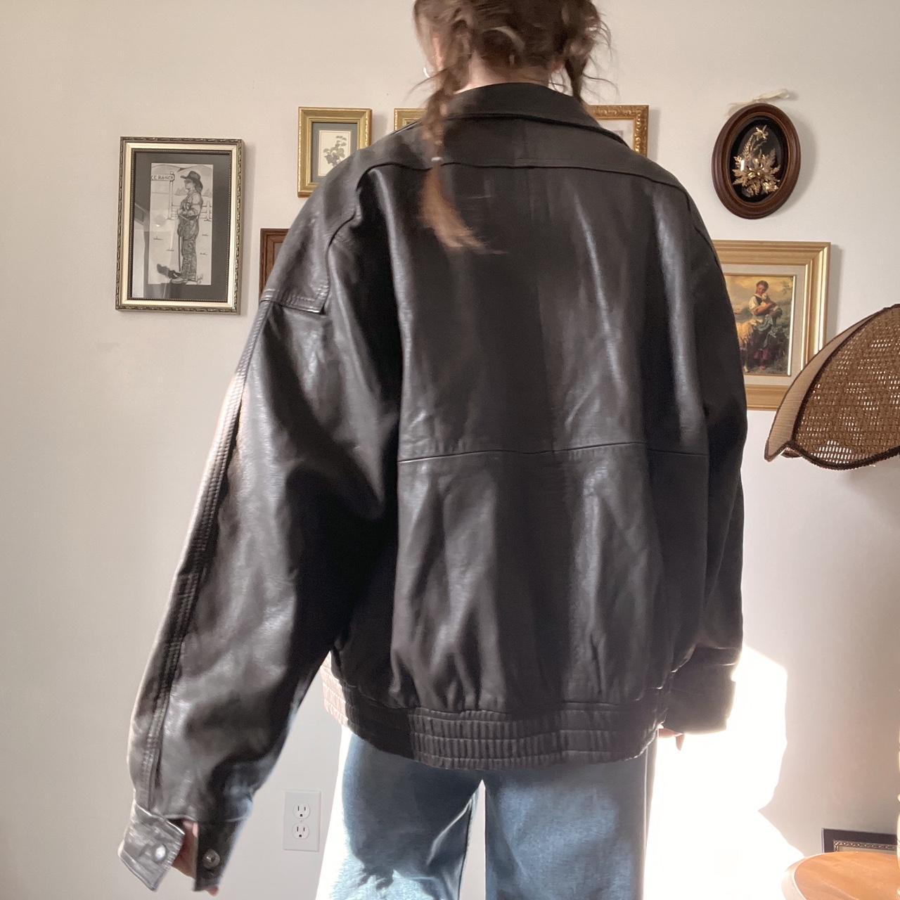 Vintage leather bomber jacket (L)