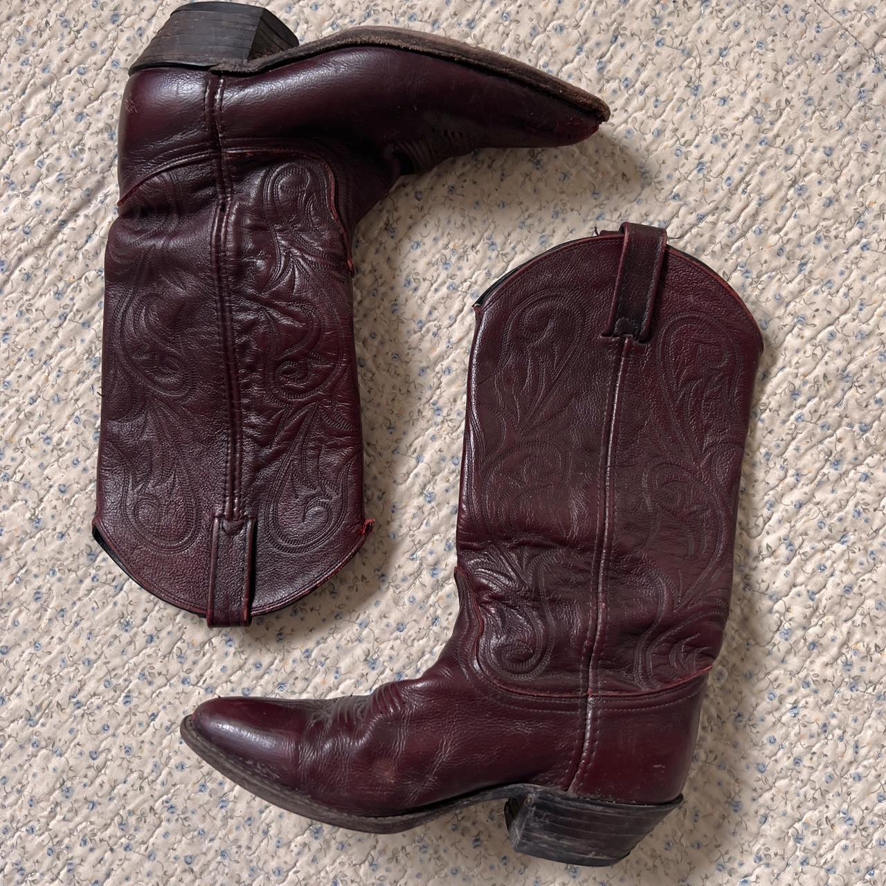 Burgundy leather cowboy boots (8)