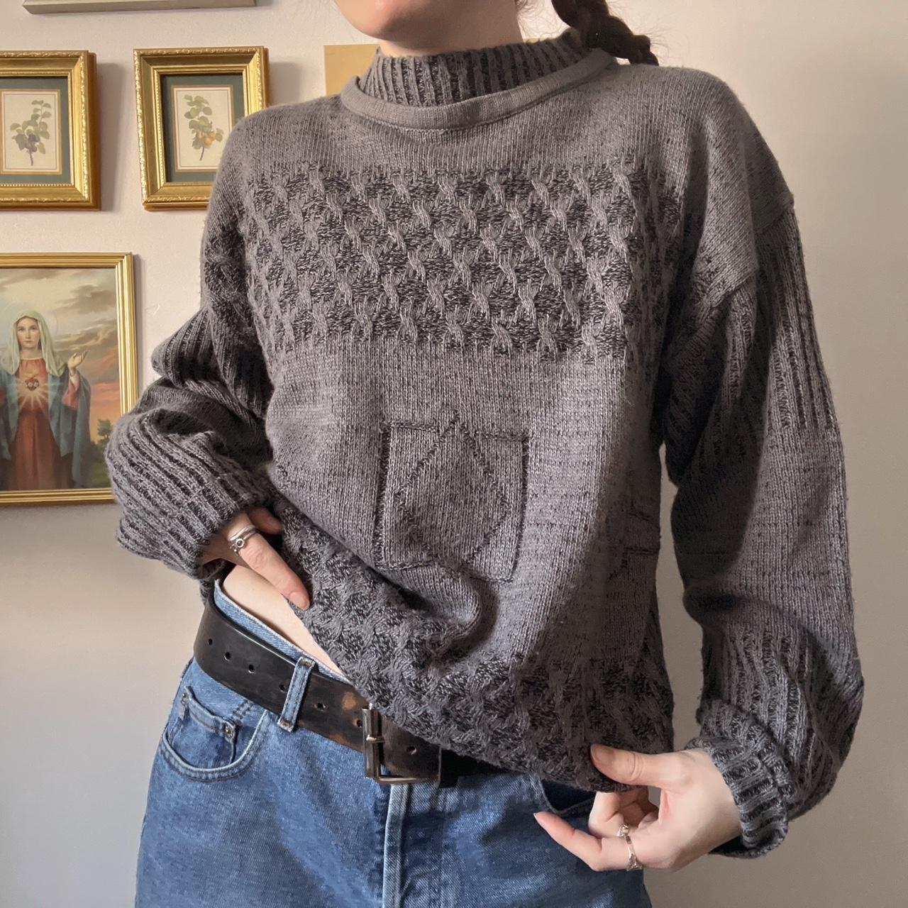 Storm grey vintage knit sweater (L)