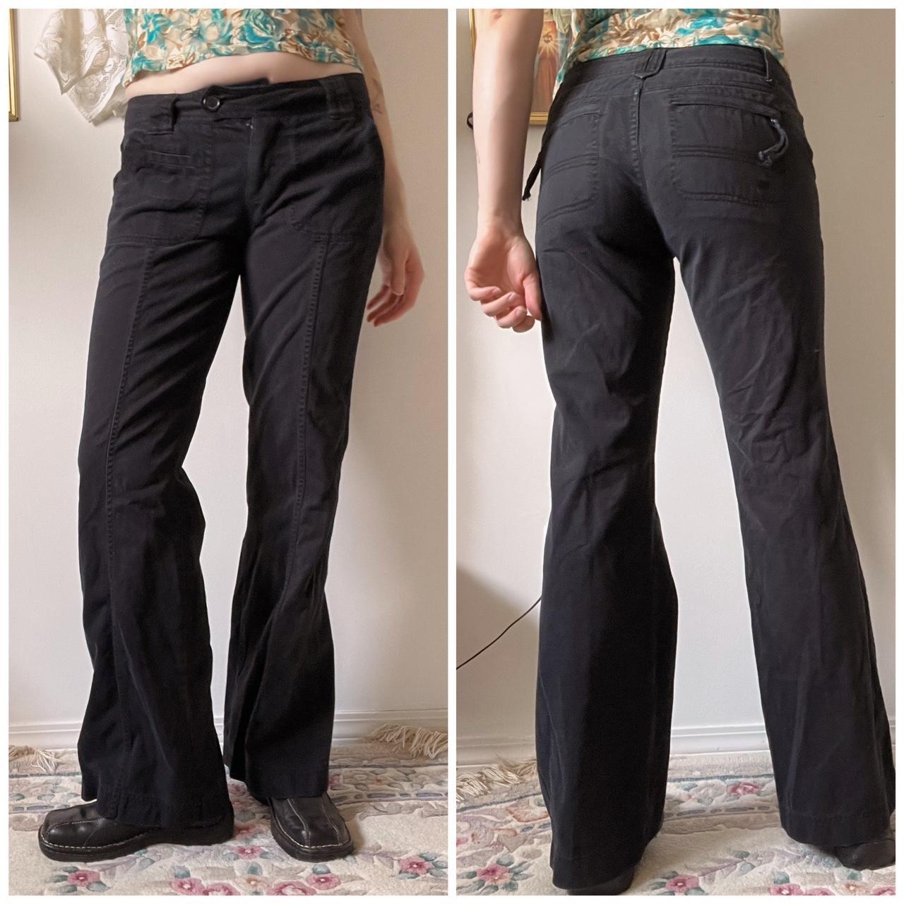 Low rise flare cargo pants (S)