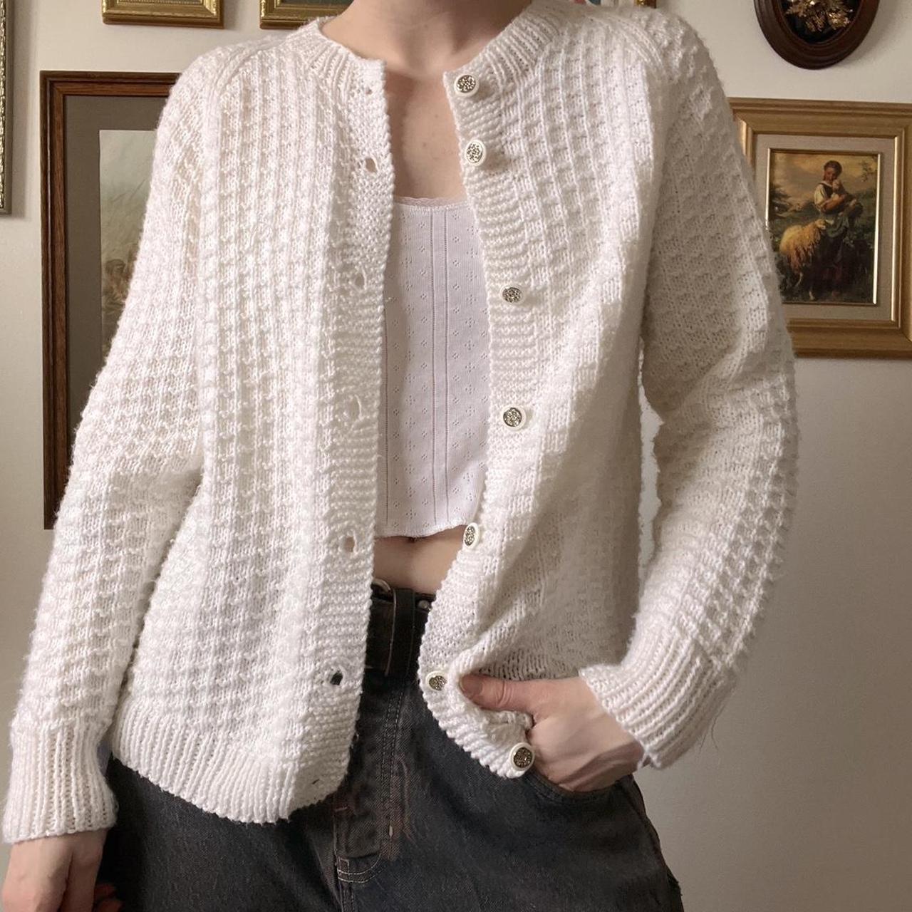 White textured knit cardigan (S/M)