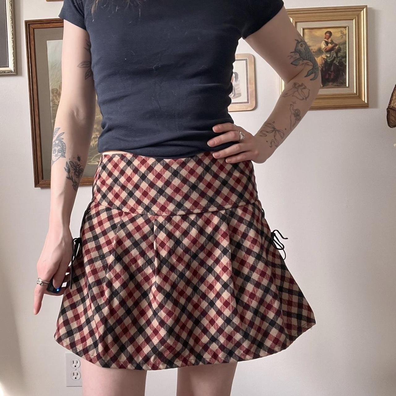 Vintage checkered mini skirt (25")