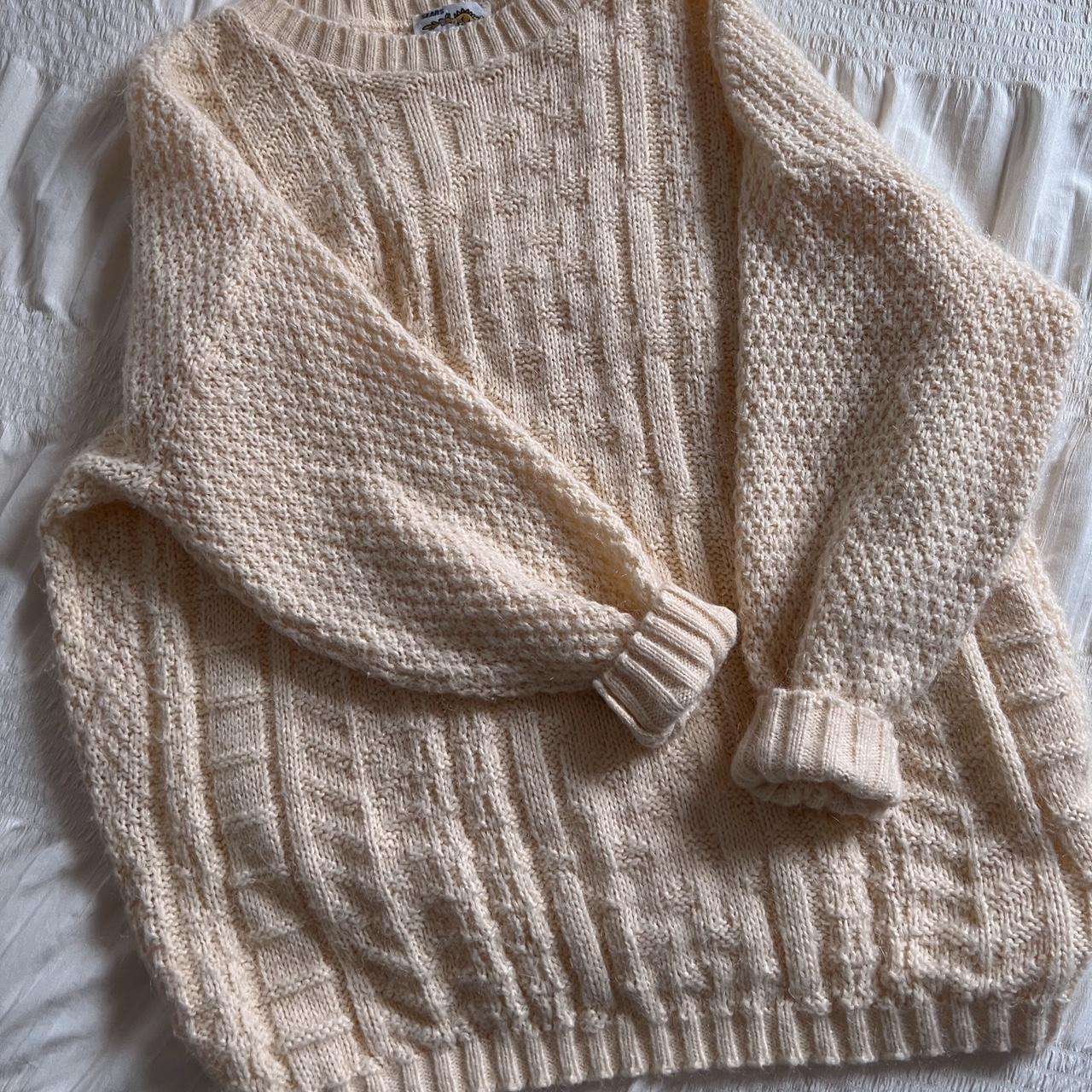 1980's cream cable knit sweater (L)