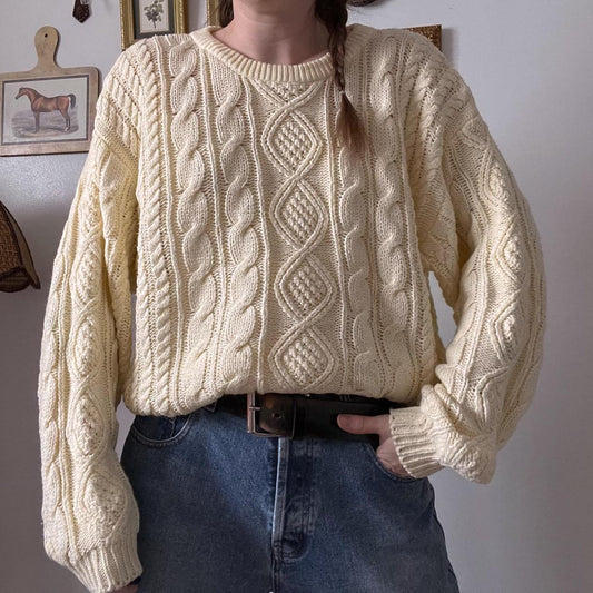 Cream cable knit sweater (M)