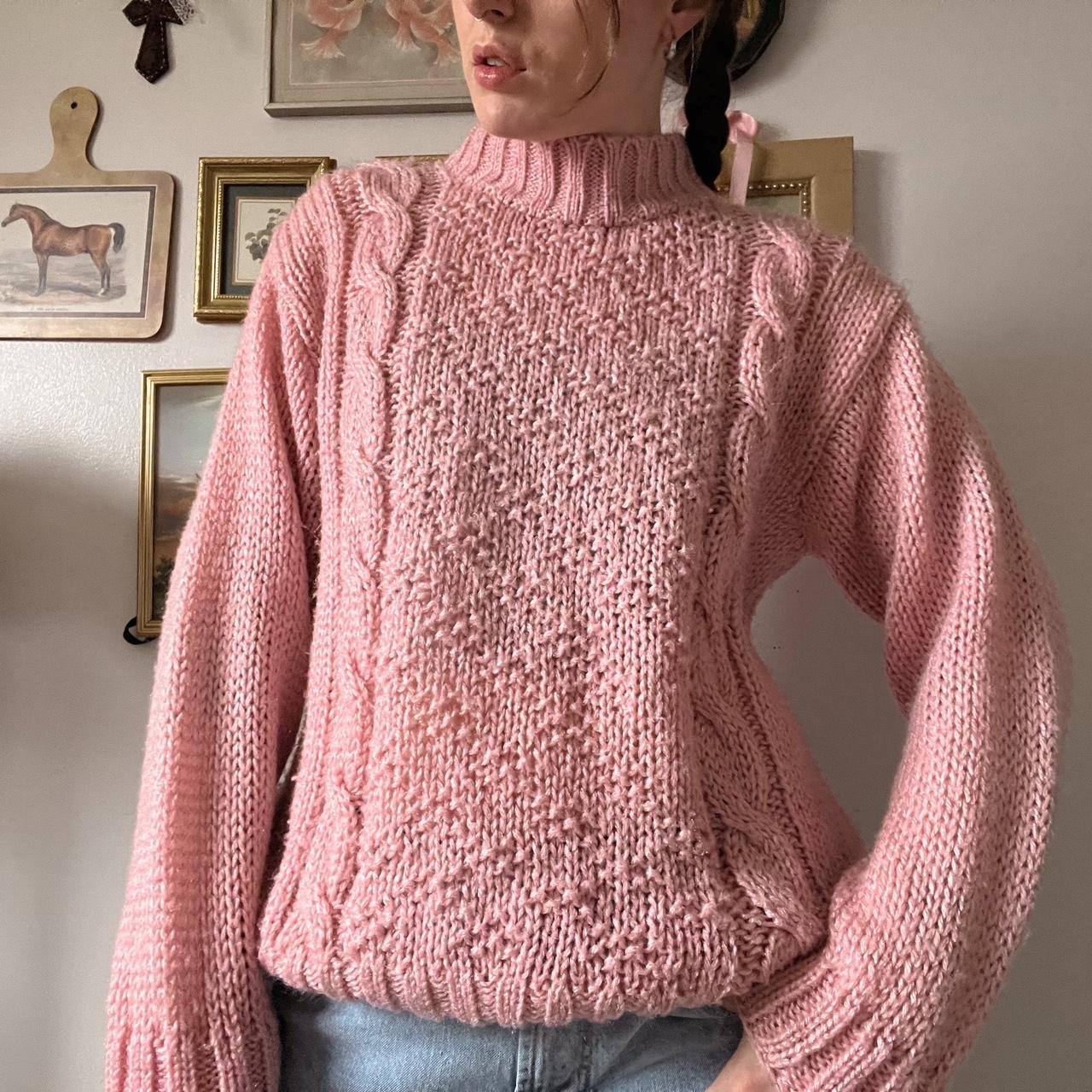 Slouchy pink knit sweater (M)