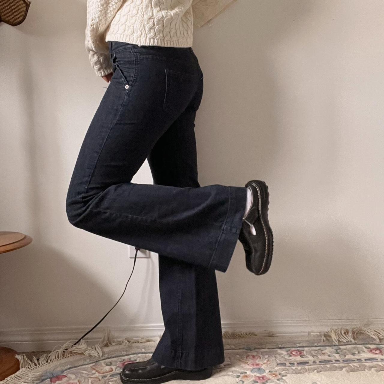 Low rise flare jeans (27")