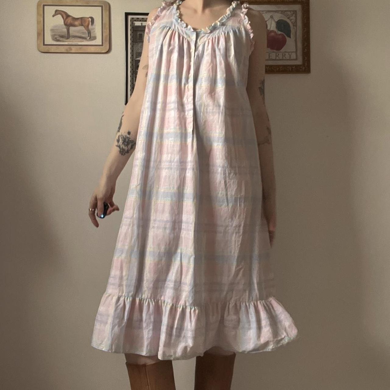 Pastel checkered ruffle nightgown (S)