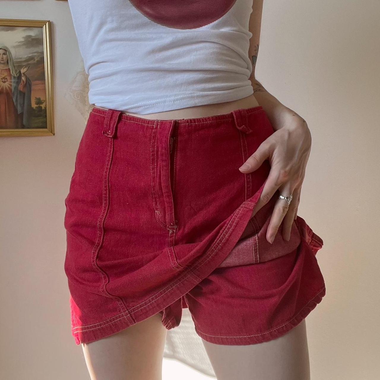 Cherry red skort (M)