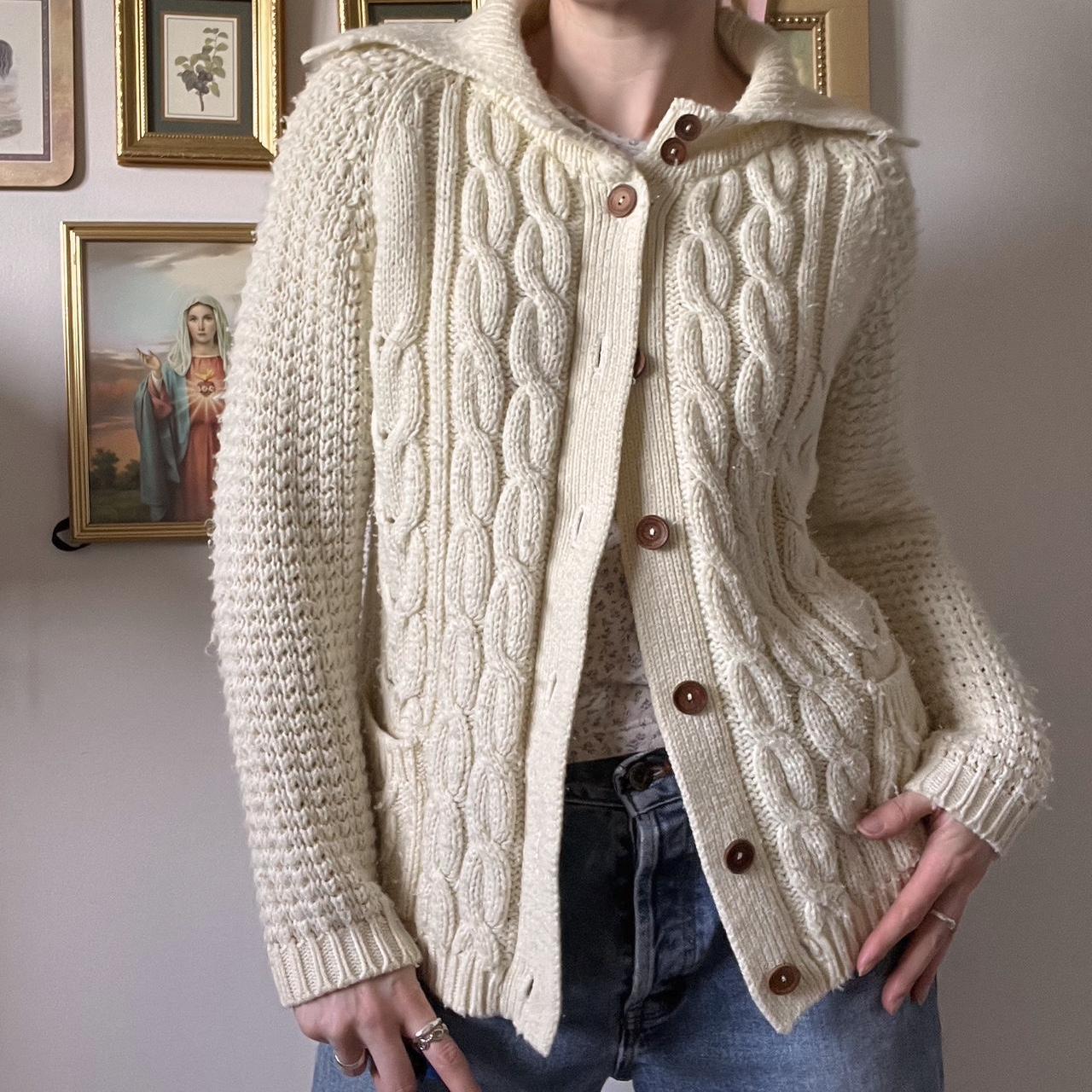 Cream chunky cable knit cardigan (S)