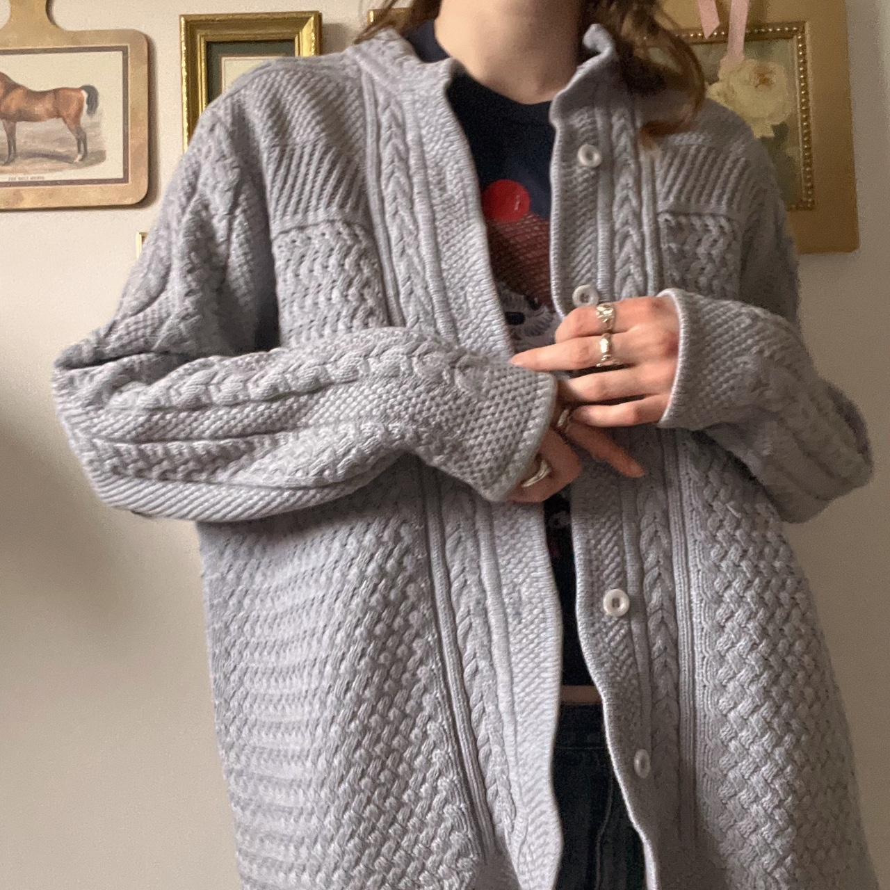 Grey cable knit cardigan (XL)