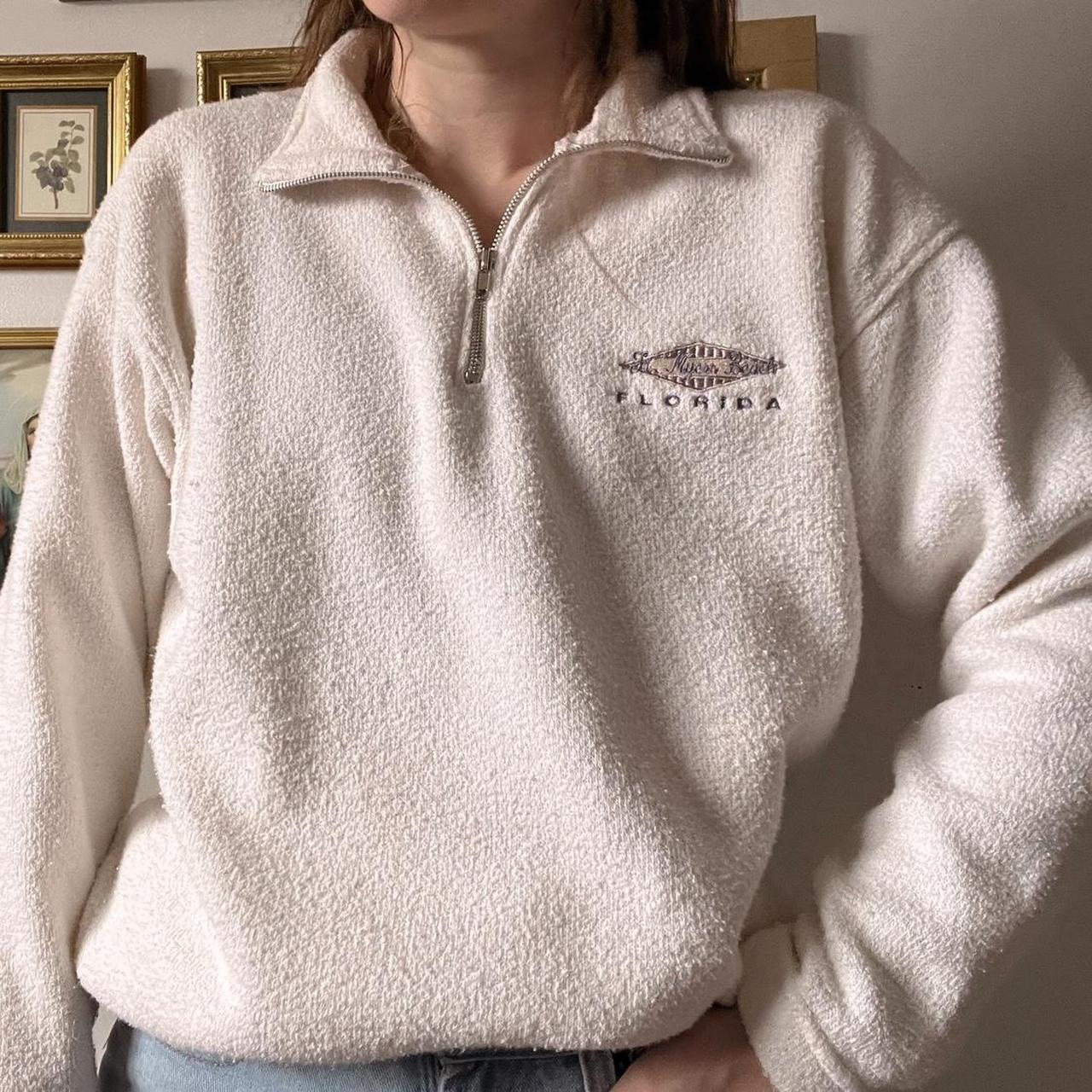 Slouchy white quarter zip (M)