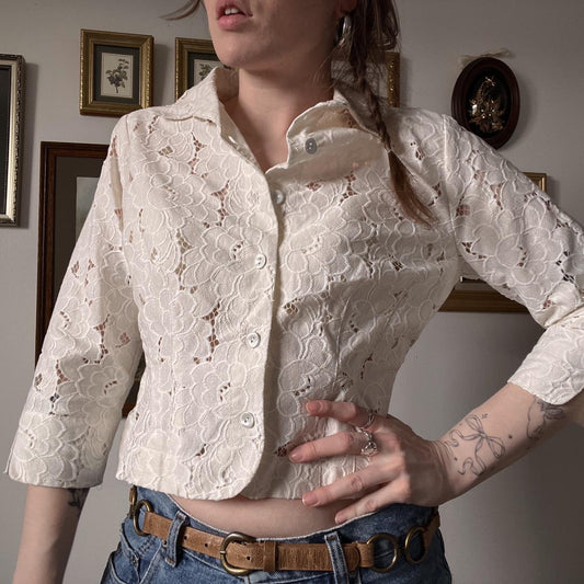 Little lace button up top (M)