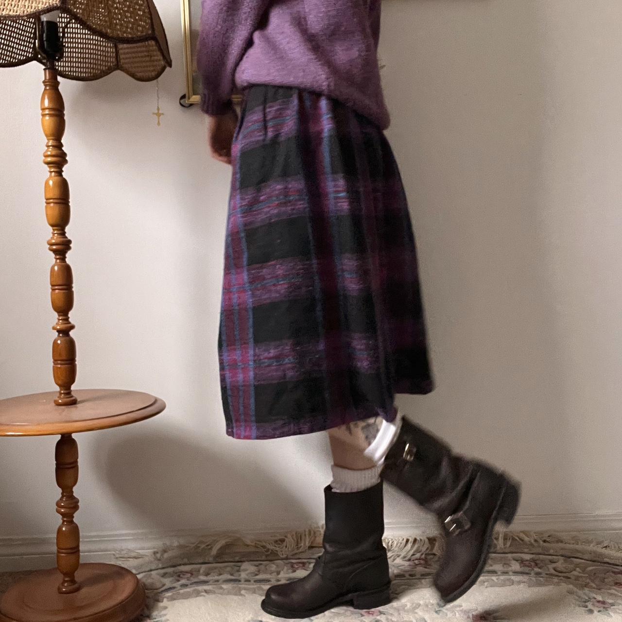 Vintage wool plaid midi skirt (27")