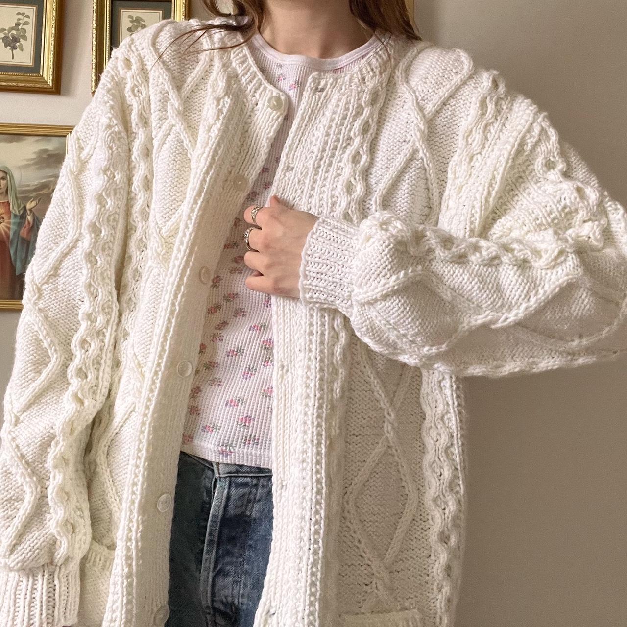 Chunky cream cable knit cardigan (L)