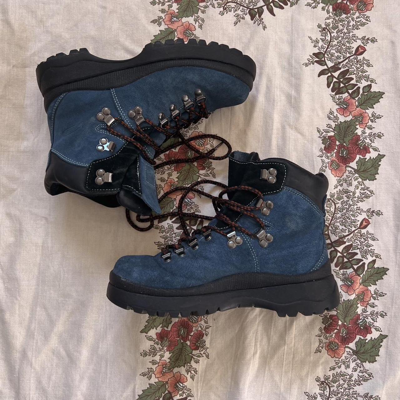 Blue suede hiking boots (8)