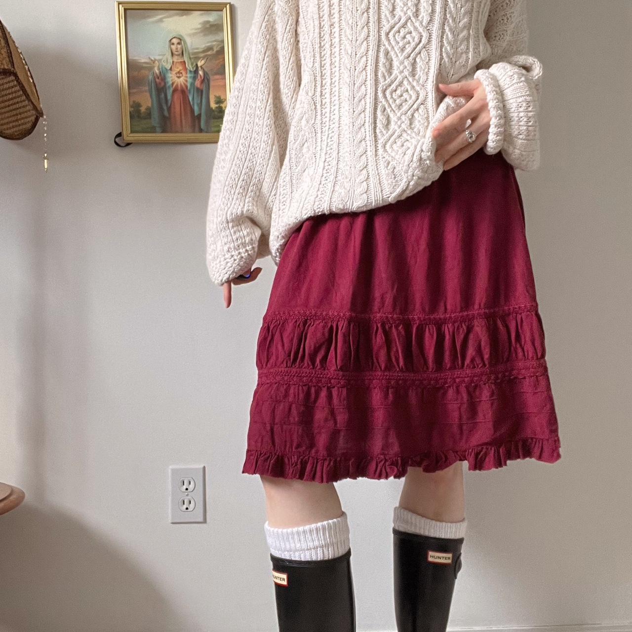 Cherry red ruffle skirt (S/M)