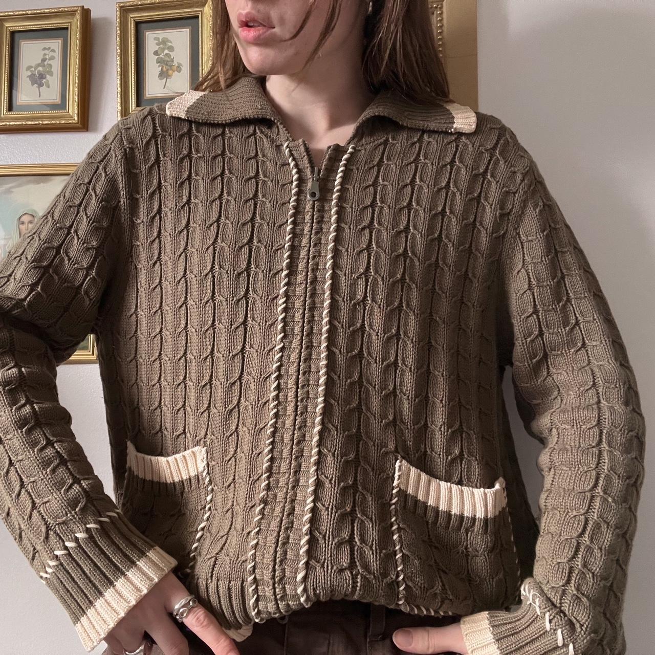 Earthy cottage cable knit (M)