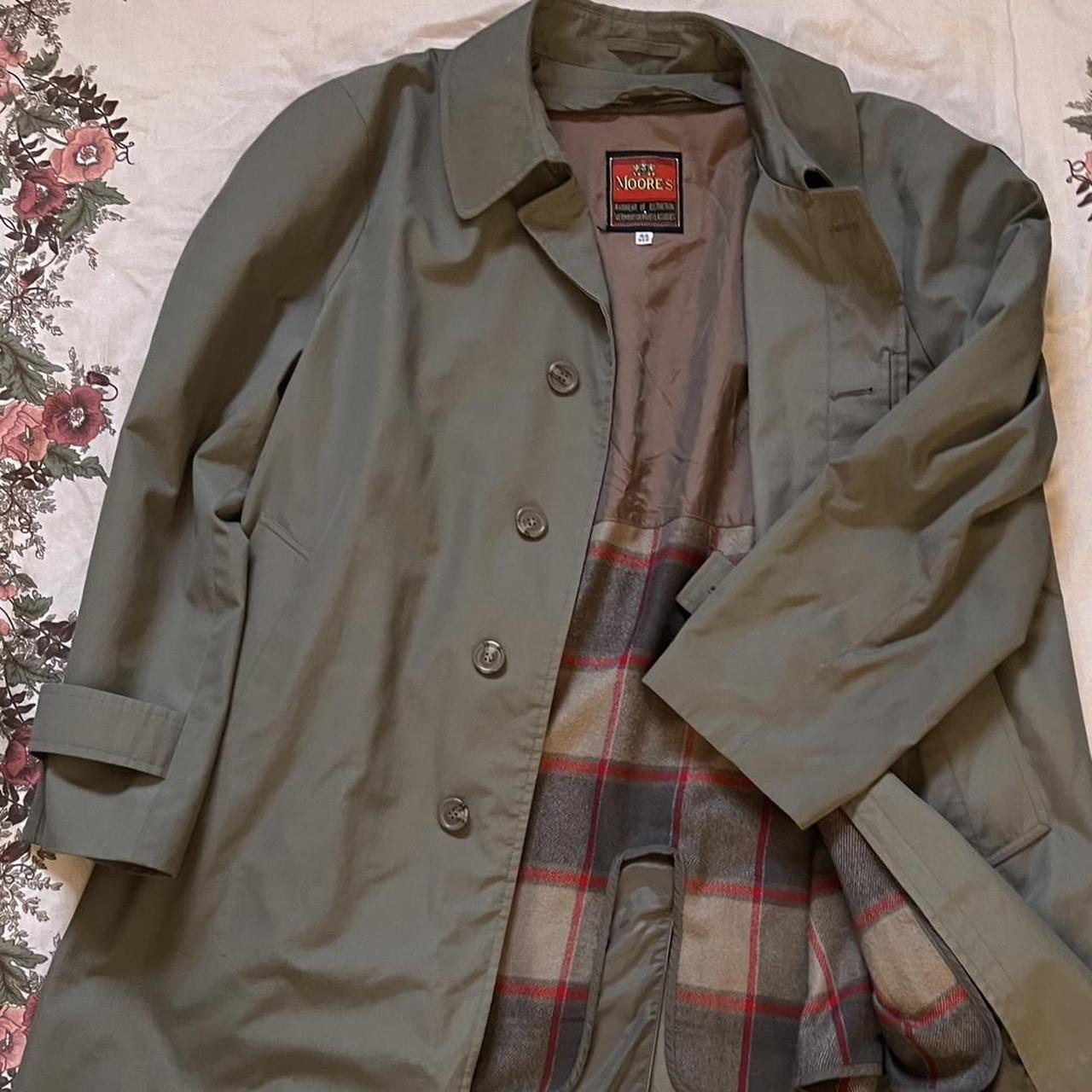 Vintage 80's khaki green trench coat (L)