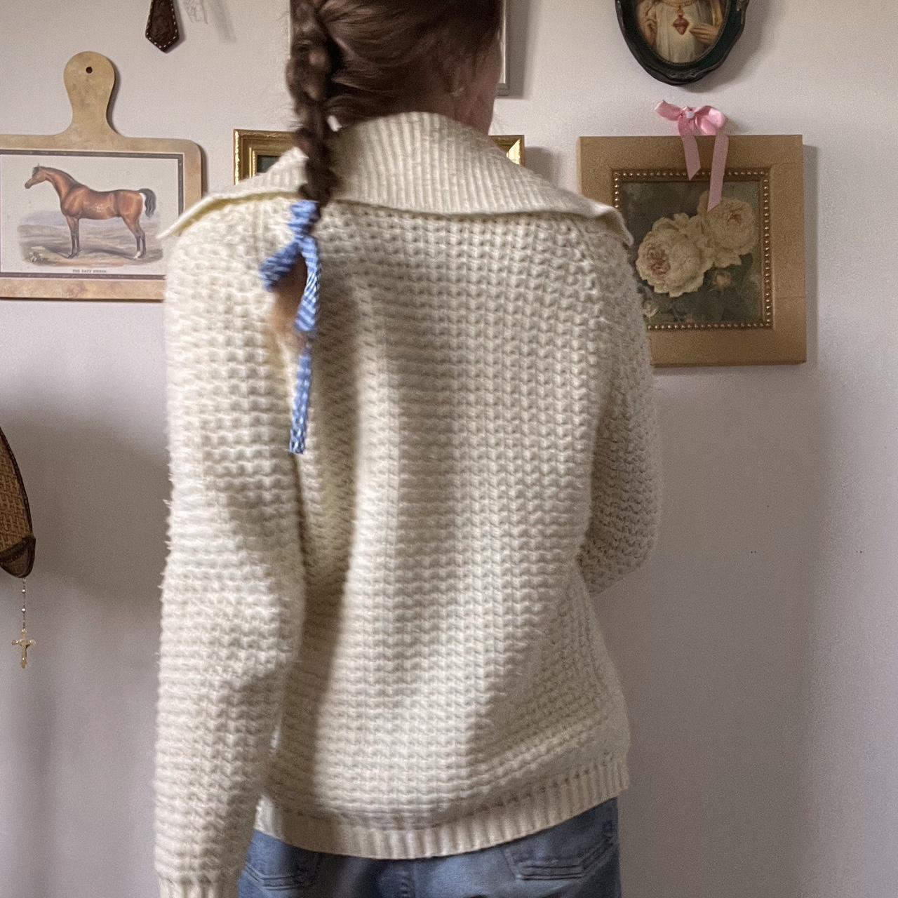 Cream chunky cable knit cardigan (S)