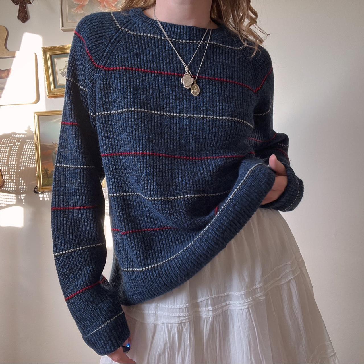 Slouchy navy striped sweater (L)