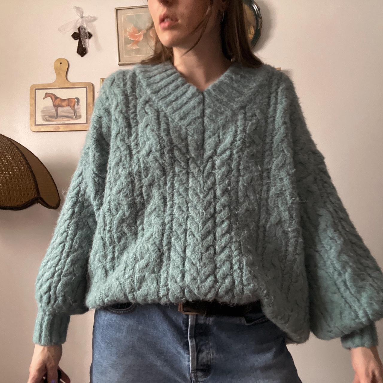 Ocean blue chunky knit sweater (M)