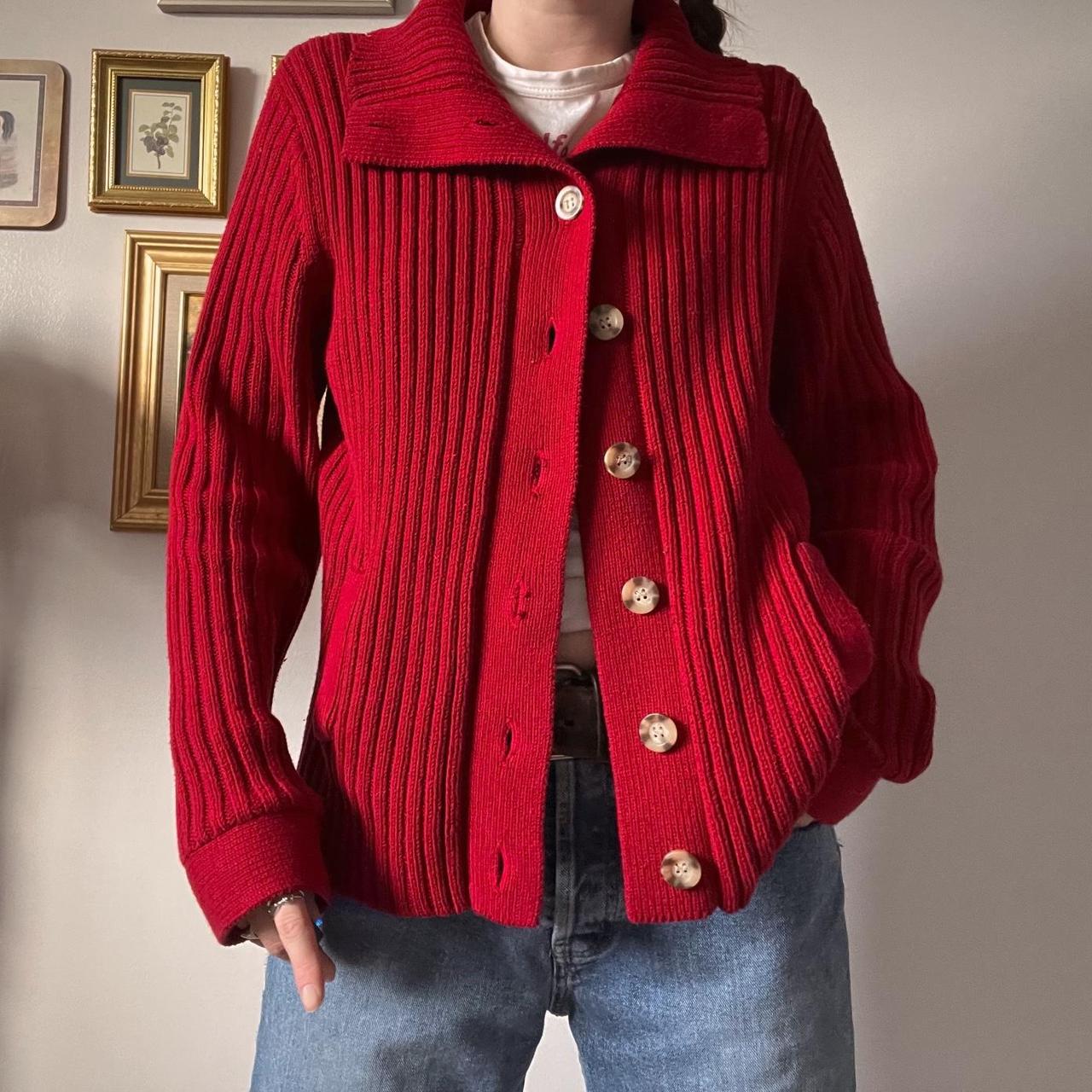 Red ribbed knit cardigan (L)