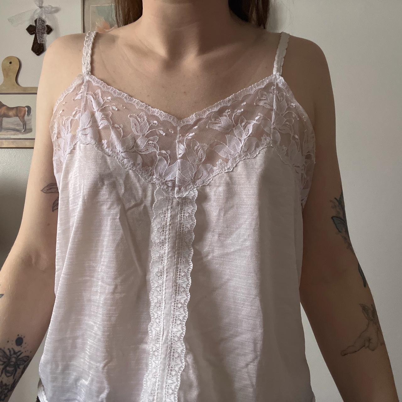 Romantic vintage lace cami (M)