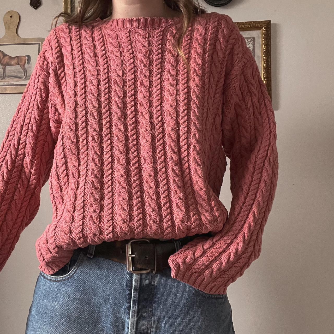 Salmon pink cable knit (M)