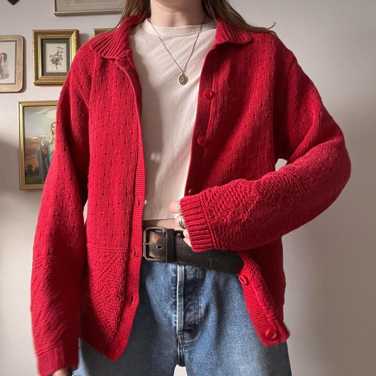 Red cabincore knit cardigan (L)