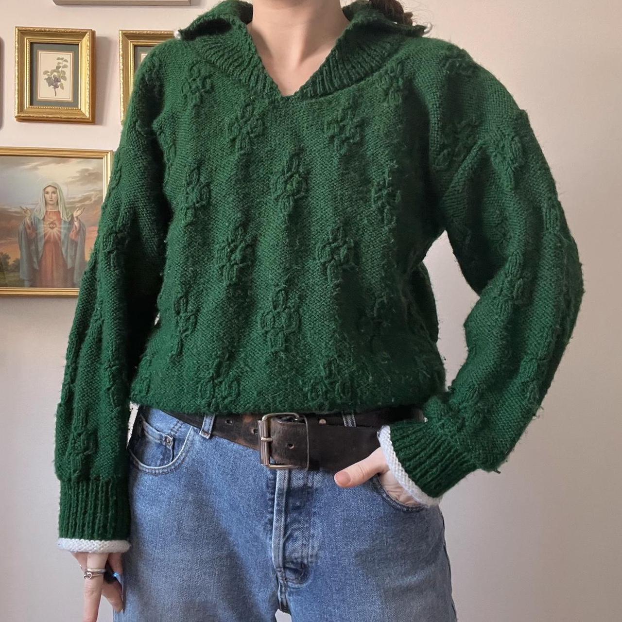 Lucky green knit jumper (S/M)