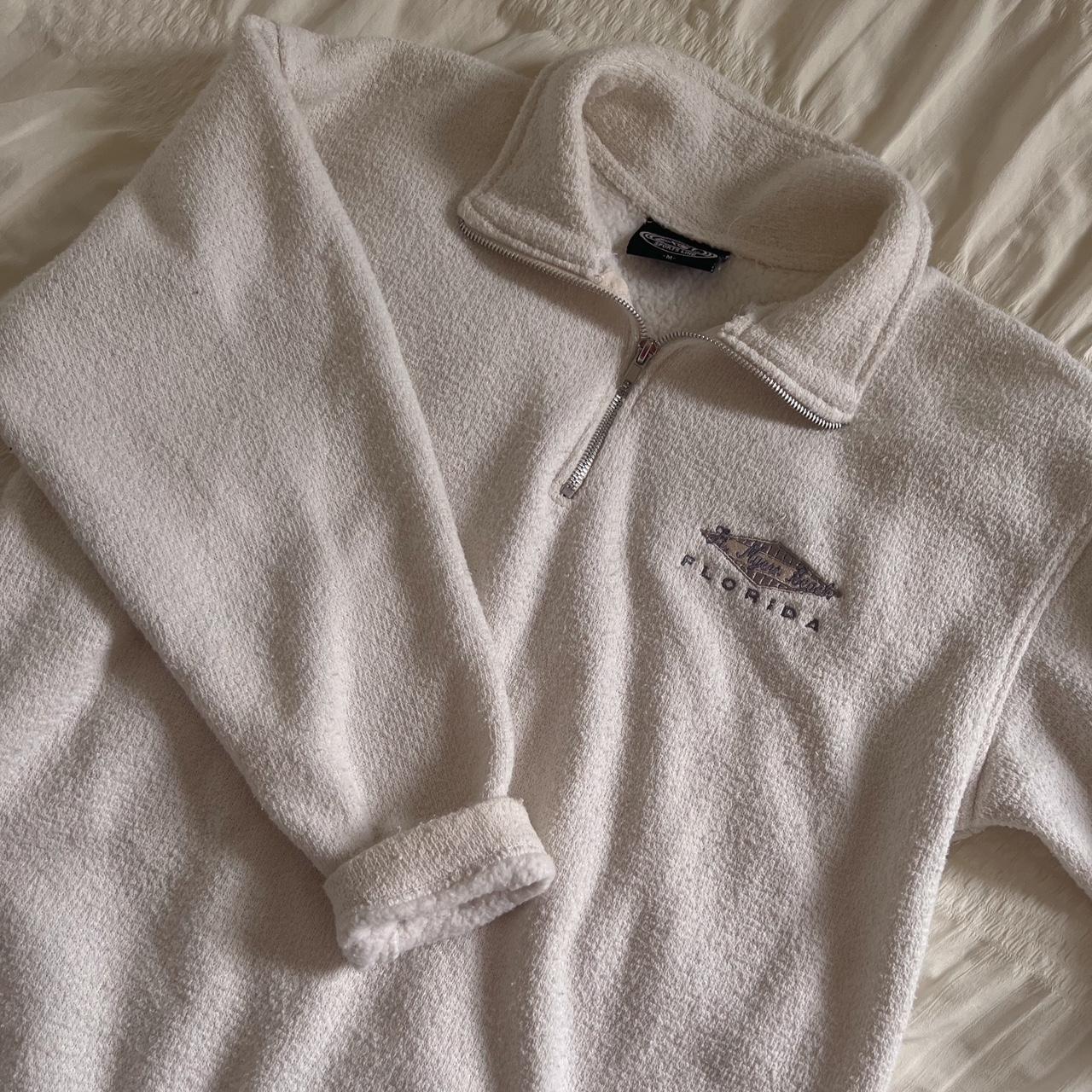 Slouchy white quarter zip (M)