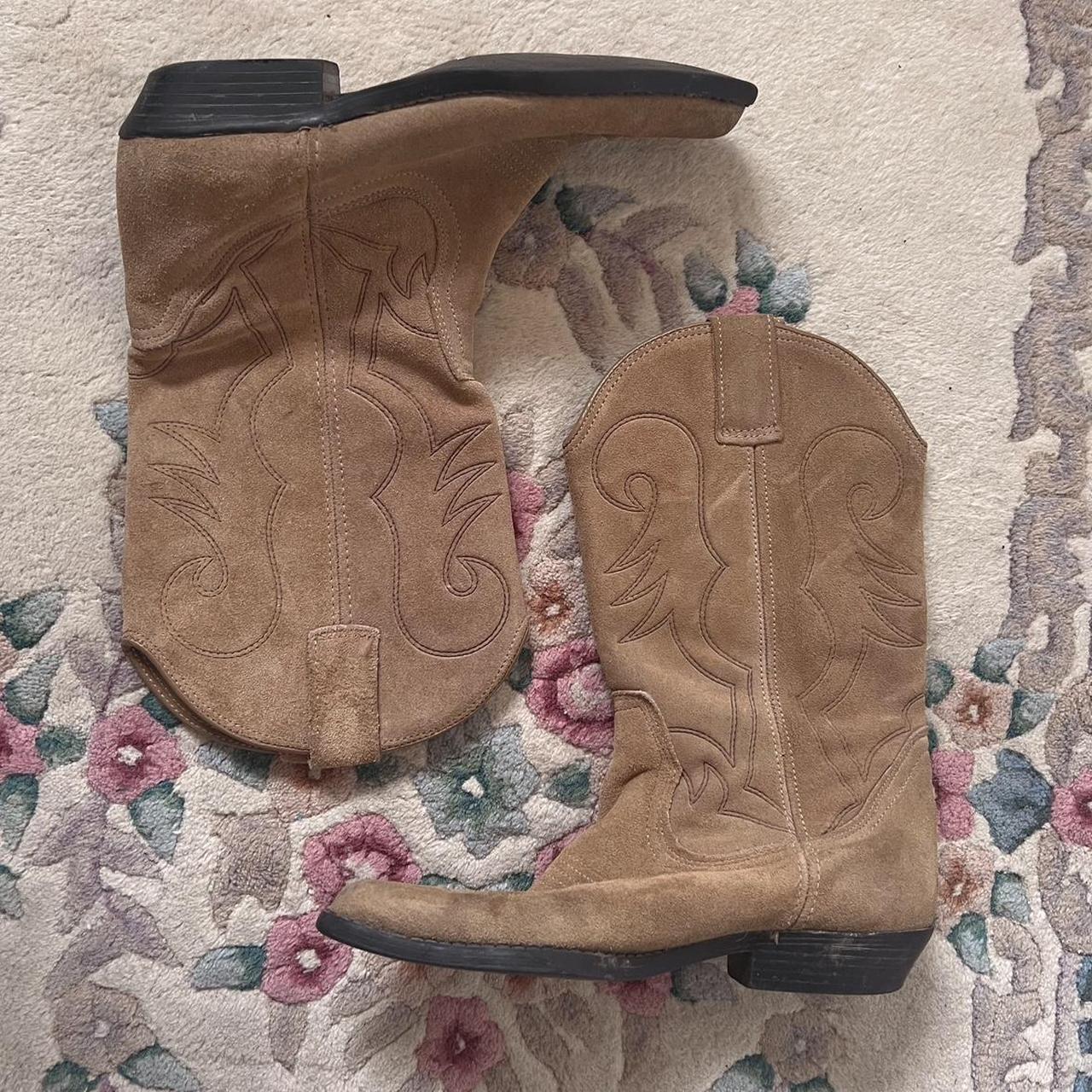 Tan suede cowboy boots (8)