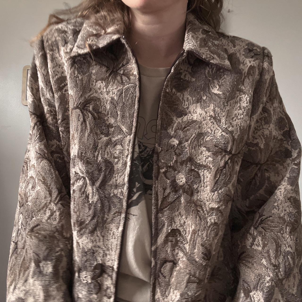 Latte floral tapestry jacket (M)