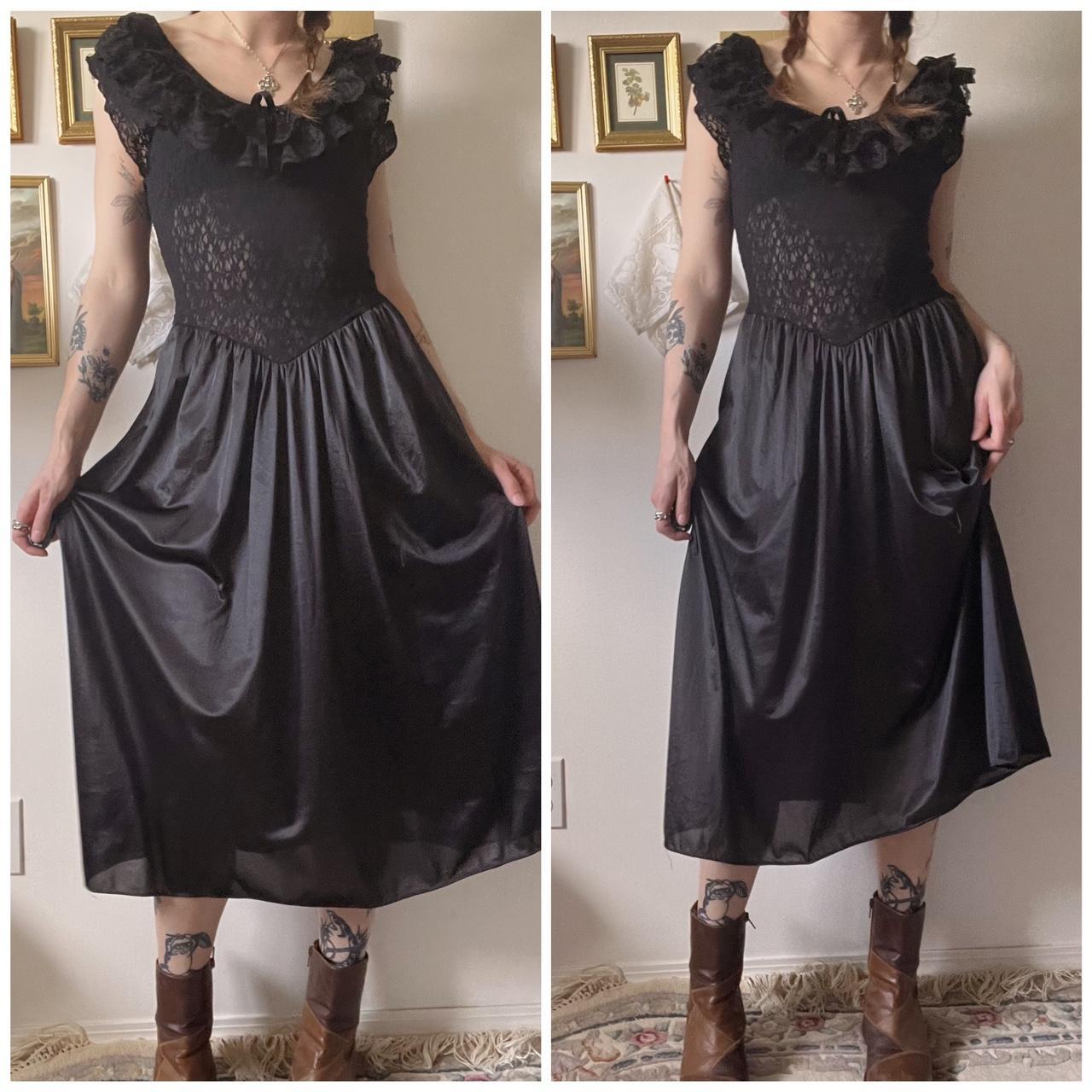 Black lace whimsigothic dress (M)